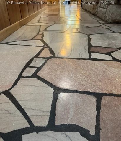 2307 Fairfax Road, South Charleston, WV 25303