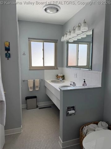 2307 Fairfax Road, South Charleston, WV 25303