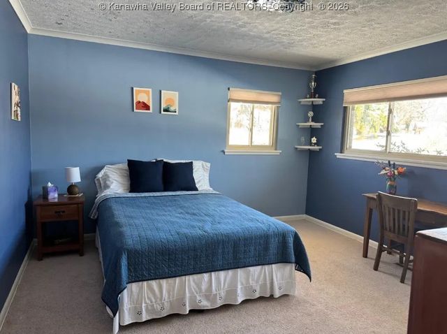 2307 Fairfax Road, South Charleston, WV 25303