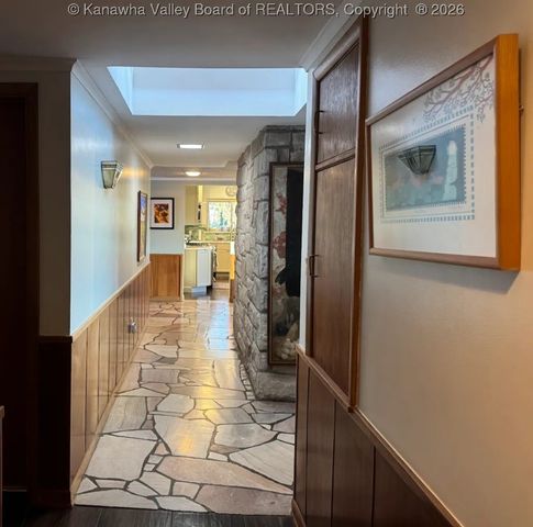 2307 Fairfax Road, South Charleston, WV 25303