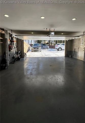 2307 Fairfax Road, South Charleston, WV 25303