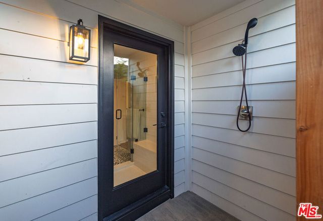 31 Cedar Lane, Santa Barbara, CA 93108