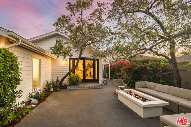 31 Cedar Lane, Santa Barbara, CA 93108