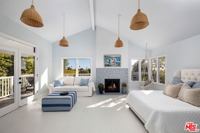 31 Cedar Lane, Santa Barbara, CA 93108