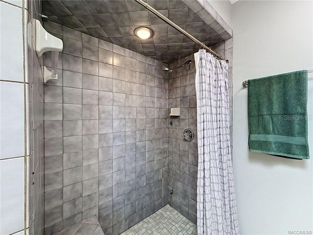 5198 S RIVERVIEW CIRCLE, Homosassa, FL 34448