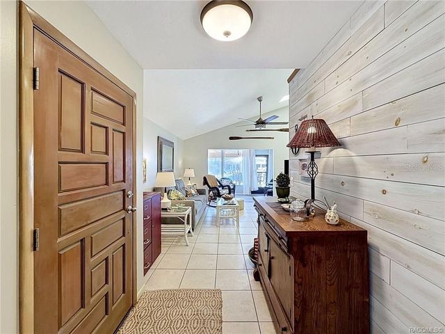 5198 S RIVERVIEW CIRCLE, Homosassa, FL 34448