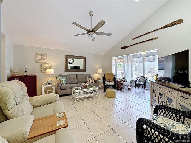 5198 S RIVERVIEW CIRCLE, Homosassa, FL 34448