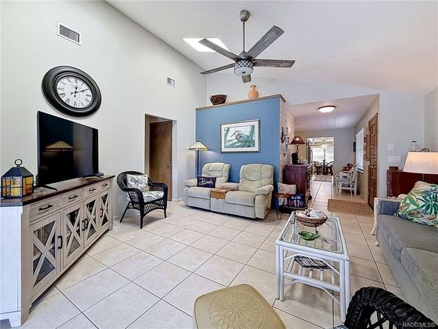 5198 S RIVERVIEW CIRCLE, Homosassa, FL 34448