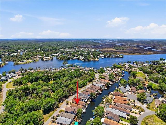 5198 S RIVERVIEW CIRCLE, Homosassa, FL 34448