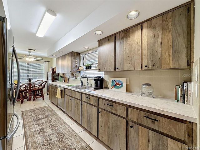 5198 S RIVERVIEW CIRCLE, Homosassa, FL 34448