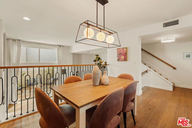 4914 Mcconnell Avenue, Los Angeles, CA 90066