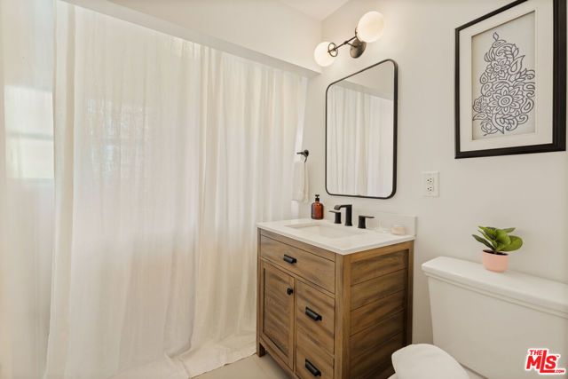 4914 Mcconnell Avenue, Los Angeles, CA 90066