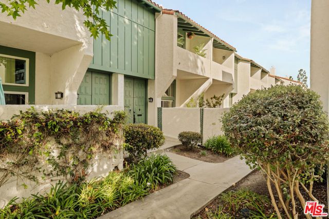 4914 Mcconnell Avenue, Los Angeles, CA 90066