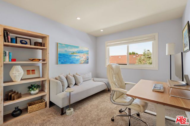 4914 Mcconnell Avenue, Los Angeles, CA 90066