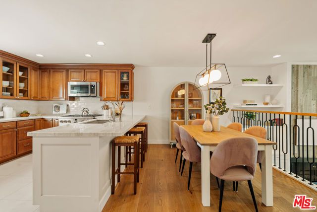 4914 Mcconnell Avenue, Los Angeles, CA 90066