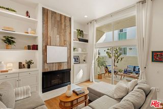 4914 Mcconnell Avenue, Los Angeles, CA 90066