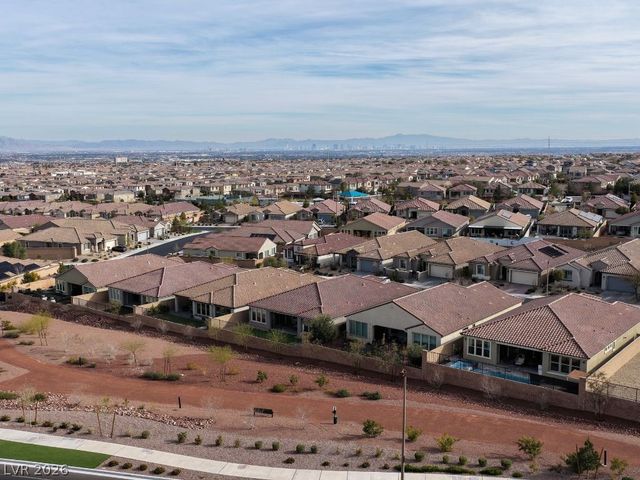 10594 Skye Arroyo Avenue, Las Vegas, NV 89166