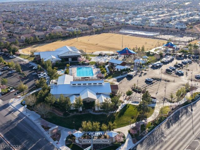 10594 Skye Arroyo Avenue, Las Vegas, NV 89166