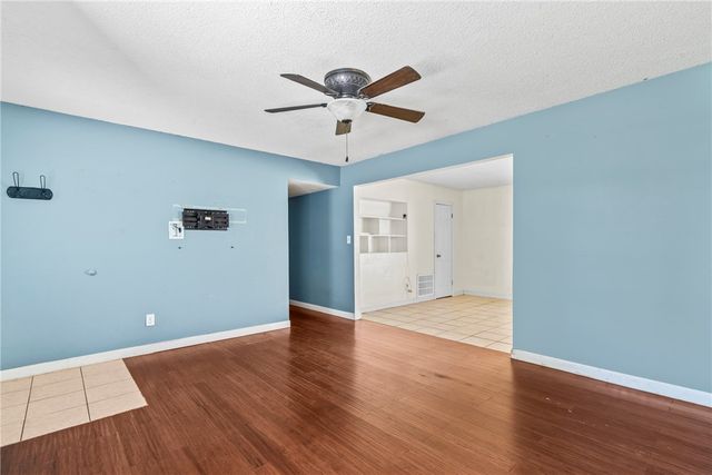 840 Eastgate Street, Siloam Springs, AR 72761
