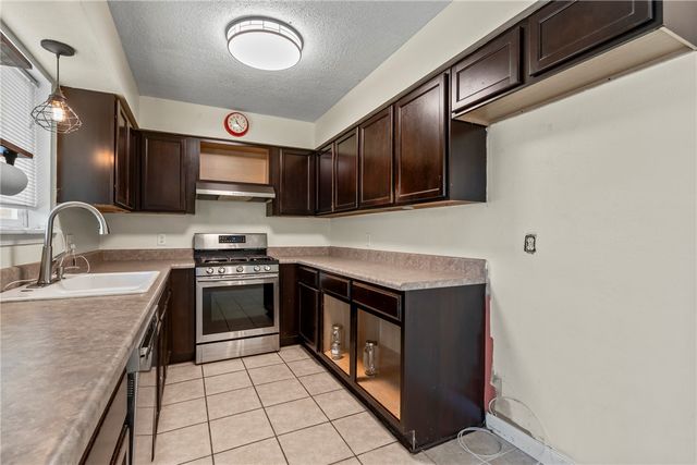 840 Eastgate Street, Siloam Springs, AR 72761