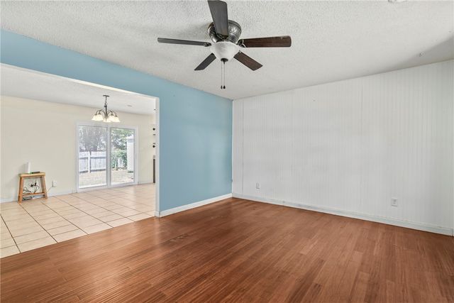 840 Eastgate Street, Siloam Springs, AR 72761