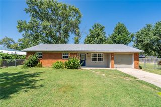 840 Eastgate Street, Siloam Springs, AR 72761