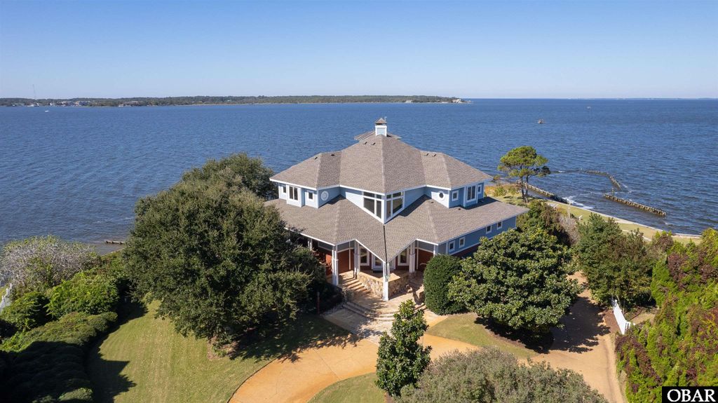 Image 1 of property listing at 25 Ballast Point Drive Lot 25, Manteo, NC 27954