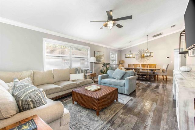 815 FLORIDA AVENUE, Palm Harbor, FL 34683