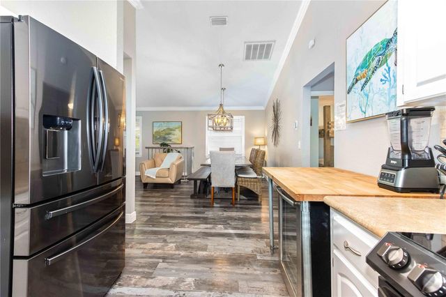 815 FLORIDA AVENUE, Palm Harbor, FL 34683