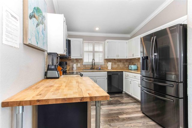 815 FLORIDA AVENUE, Palm Harbor, FL 34683