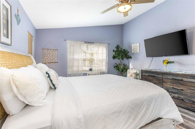 815 FLORIDA AVENUE, Palm Harbor, FL 34683