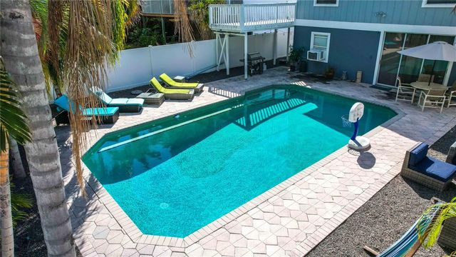 815 FLORIDA AVENUE, Palm Harbor, FL 34683