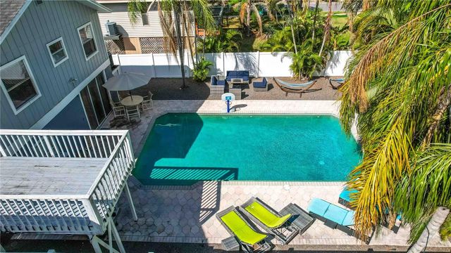 815 FLORIDA AVENUE, Palm Harbor, FL 34683