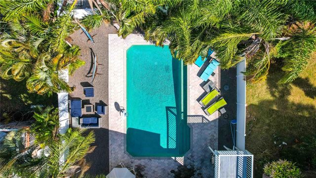 815 FLORIDA AVENUE, Palm Harbor, FL 34683