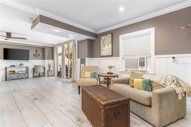 815 FLORIDA AVENUE, Palm Harbor, FL 34683