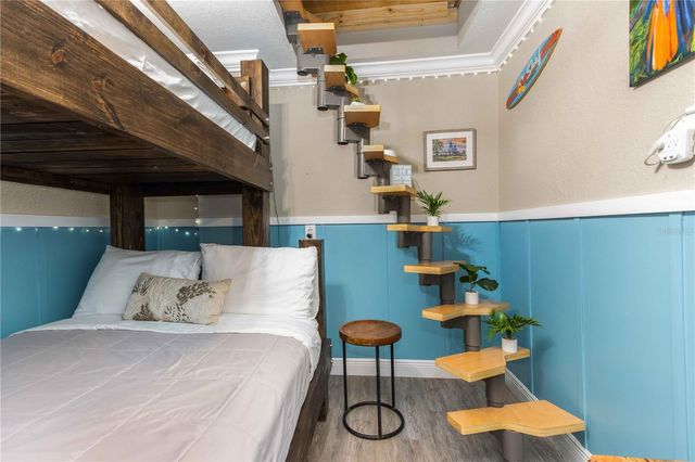 815 FLORIDA AVENUE, Palm Harbor, FL 34683