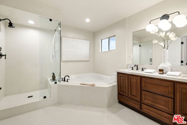 1566 Chickasaw Avenue, Los Angeles, CA 90041