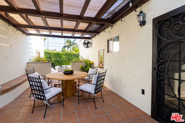 1566 Chickasaw Avenue, Los Angeles, CA 90041