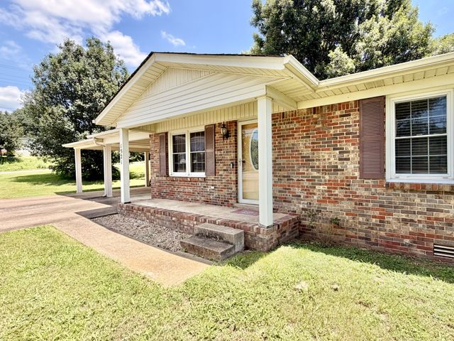 1521 Mill St, Pulaski, TN 38478