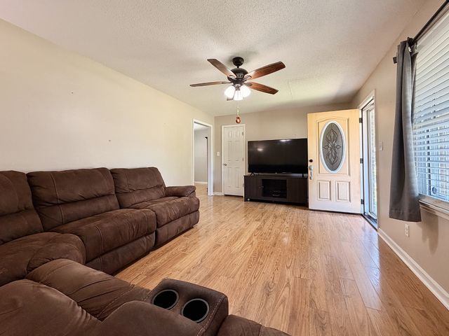 1521 Mill St, Pulaski, TN 38478