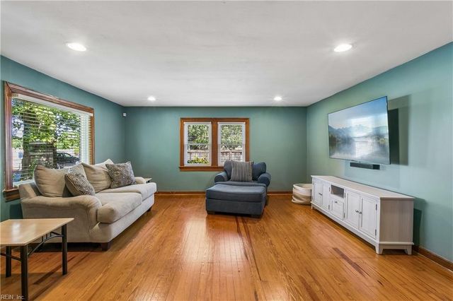 12784 Nettles DR, Newport News, VA 23606