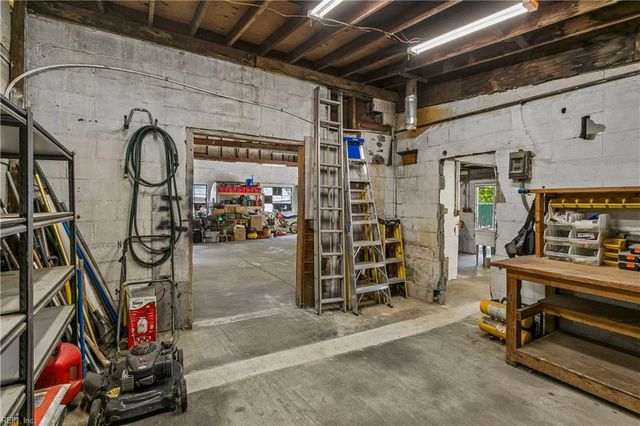 12784 Nettles DR, Newport News, VA 23606