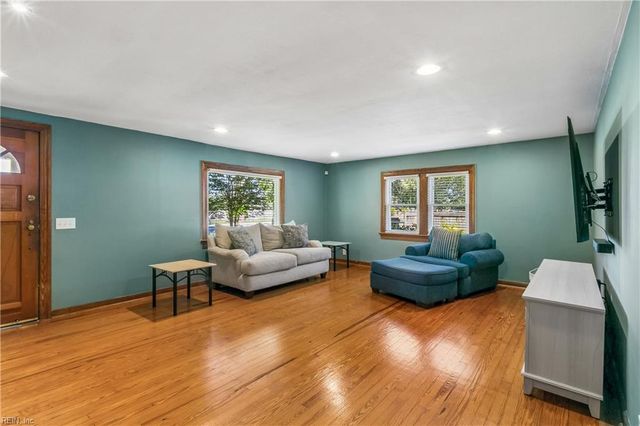 12784 Nettles DR, Newport News, VA 23606