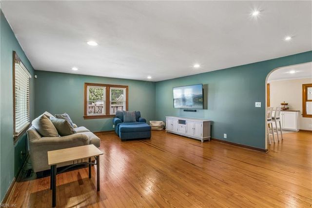 12784 Nettles DR, Newport News, VA 23606