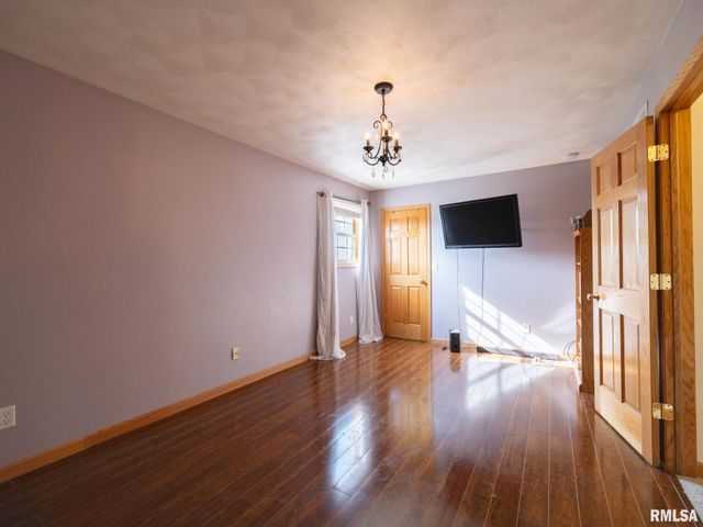 1404 HARDT Court, Pekin, IL 61554