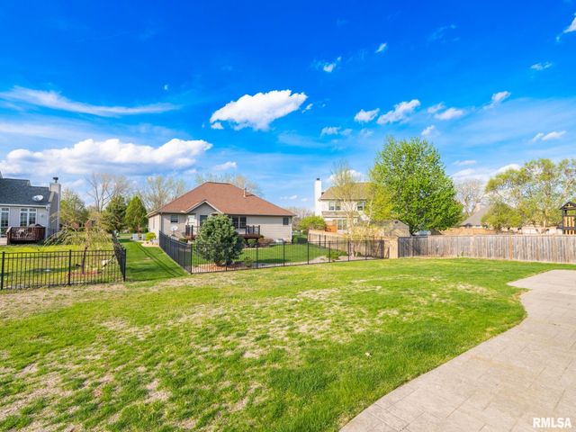 1404 HARDT Court, Pekin, IL 61554