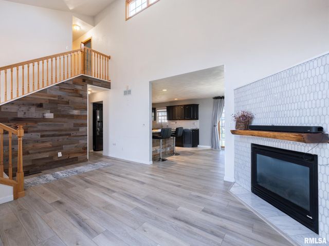 1404 HARDT Court, Pekin, IL 61554