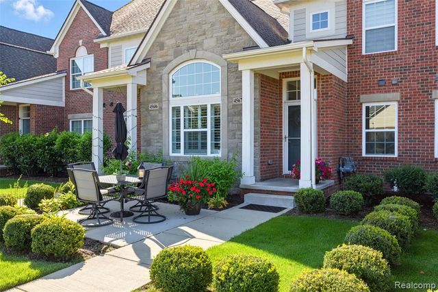 45678 Aragon Lane, Canton, MI 48187