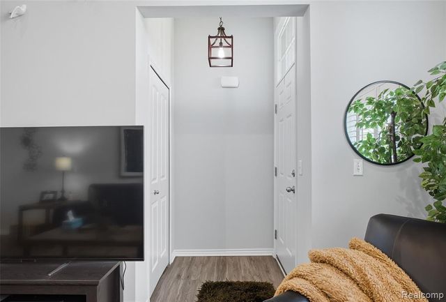 45678 Aragon Lane, Canton, MI 48187