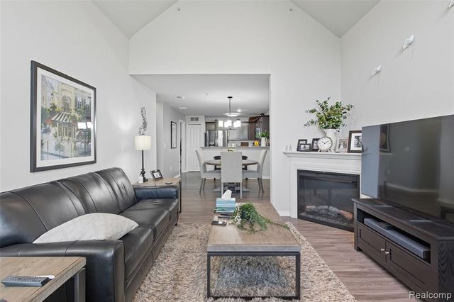 45678 Aragon Lane, Canton, MI 48187